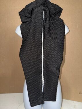 Black Textured leggings